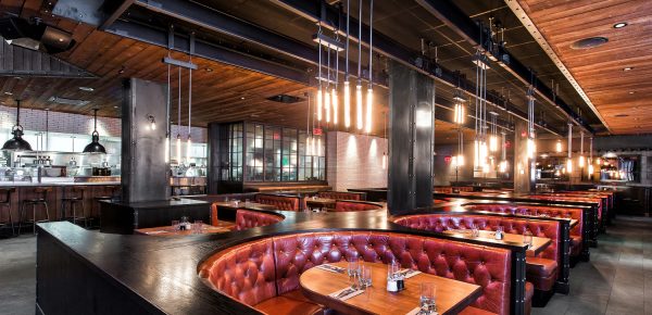 Custom Lighting, Earls Tin Palace Edmonton, lighting designer, lighting design, Canadian lighting manufacturer, Canadian Lighting Designer
